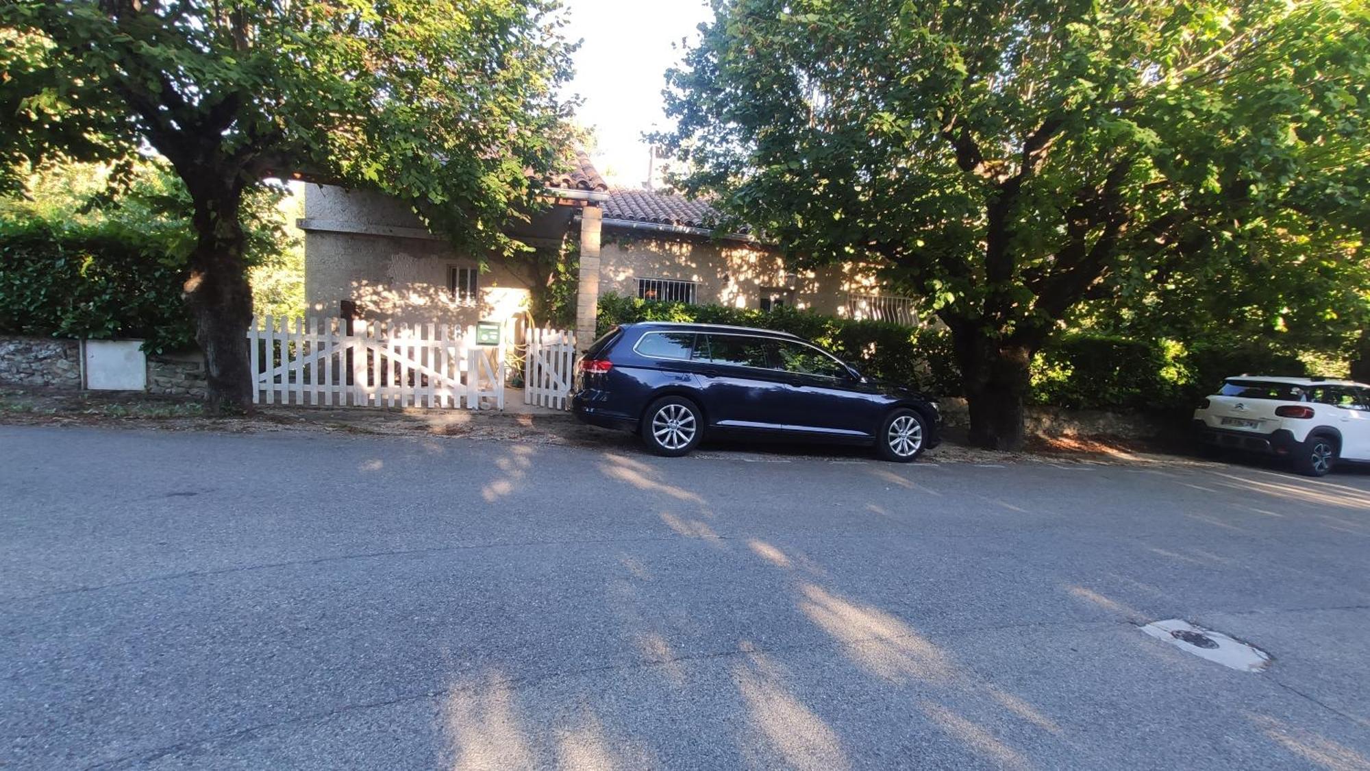 La Clairiere Vila Pierrelongue Exterior foto
